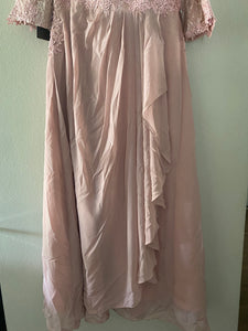 Elegant 3/4 Sleeve Bateau Neck Long Formal Dress