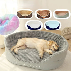 Large Dot Pattern Soft Fleece Dog Bed
