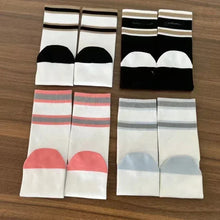 2 Pairs Mid-tube Quick-drying Breathable Wicking Sports Socks