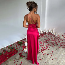 Single Shoulder Pleated Sexy Satin Dress