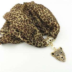 Rhinestone Leopard Head Pendant Scarf Necklace