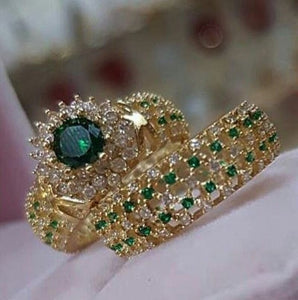 Exquisite Inlaid Zircon Emerald Stone Wedding Ring Set